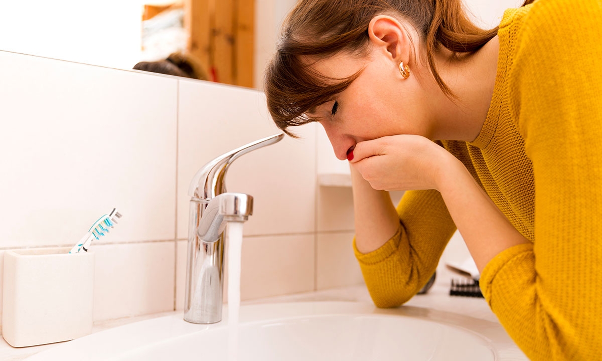Medicinal cannabis and nausea: the wait for good evidence - Featured Image