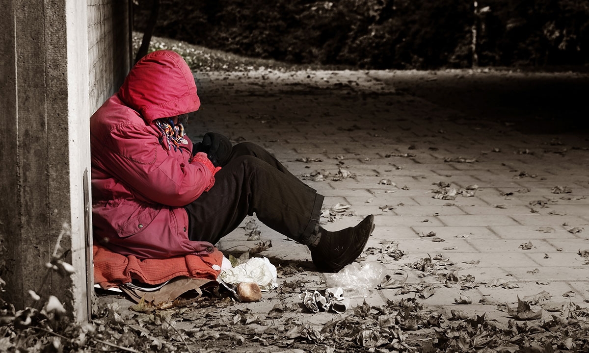 Taking health care to the homeless 618