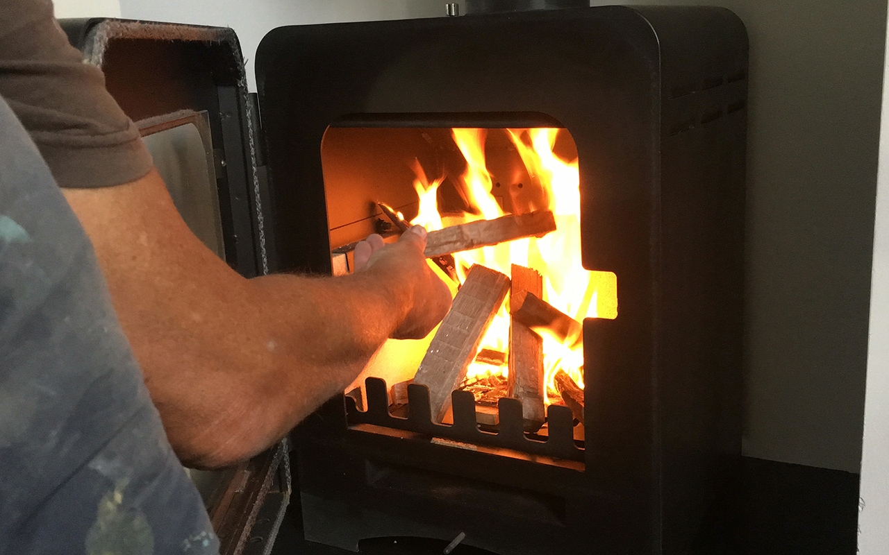 Wood heaters: lung cancer risk equivalent to passive smoking - Featured Image