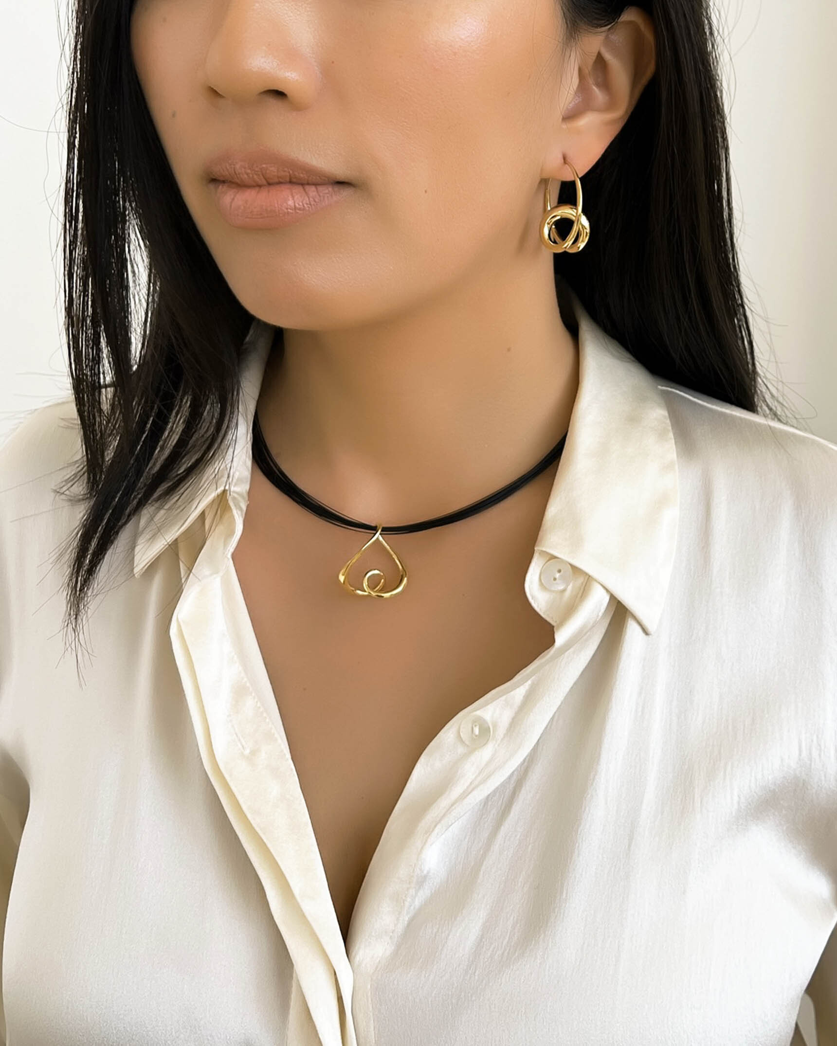 Michael Good Pendant and Earrings EYG00703 - MISGJ00323 (Angle 2) XX