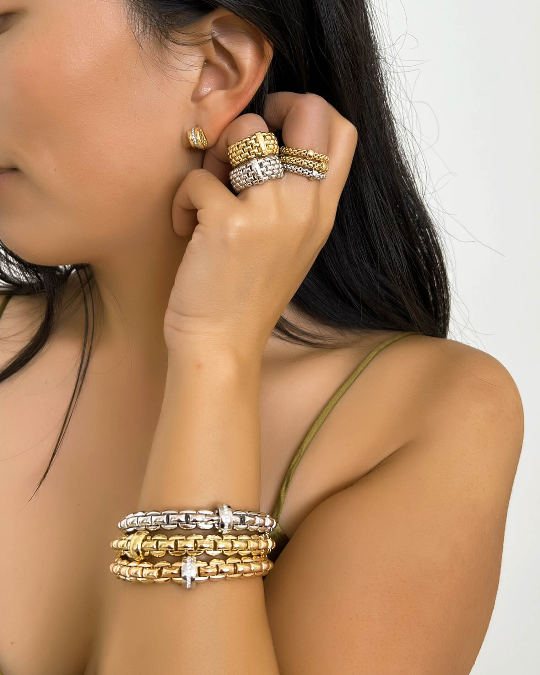 Fope Earring_Ring_and Bracelets EDF5K06567 - RFYG00539 - BGO5K00364 - BGD00124 - BGD00092 XX