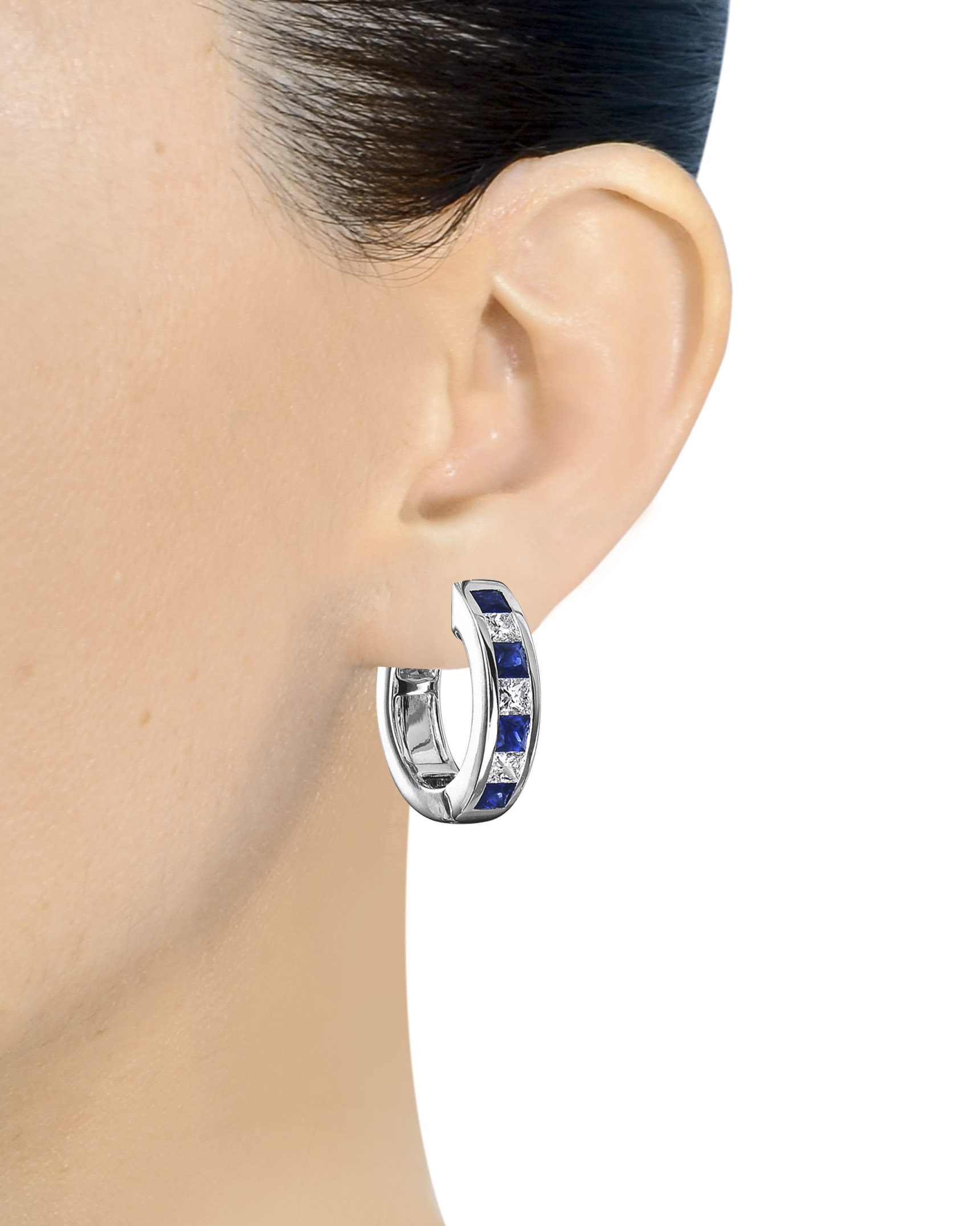 ECD5K03187-1 (on ear)
