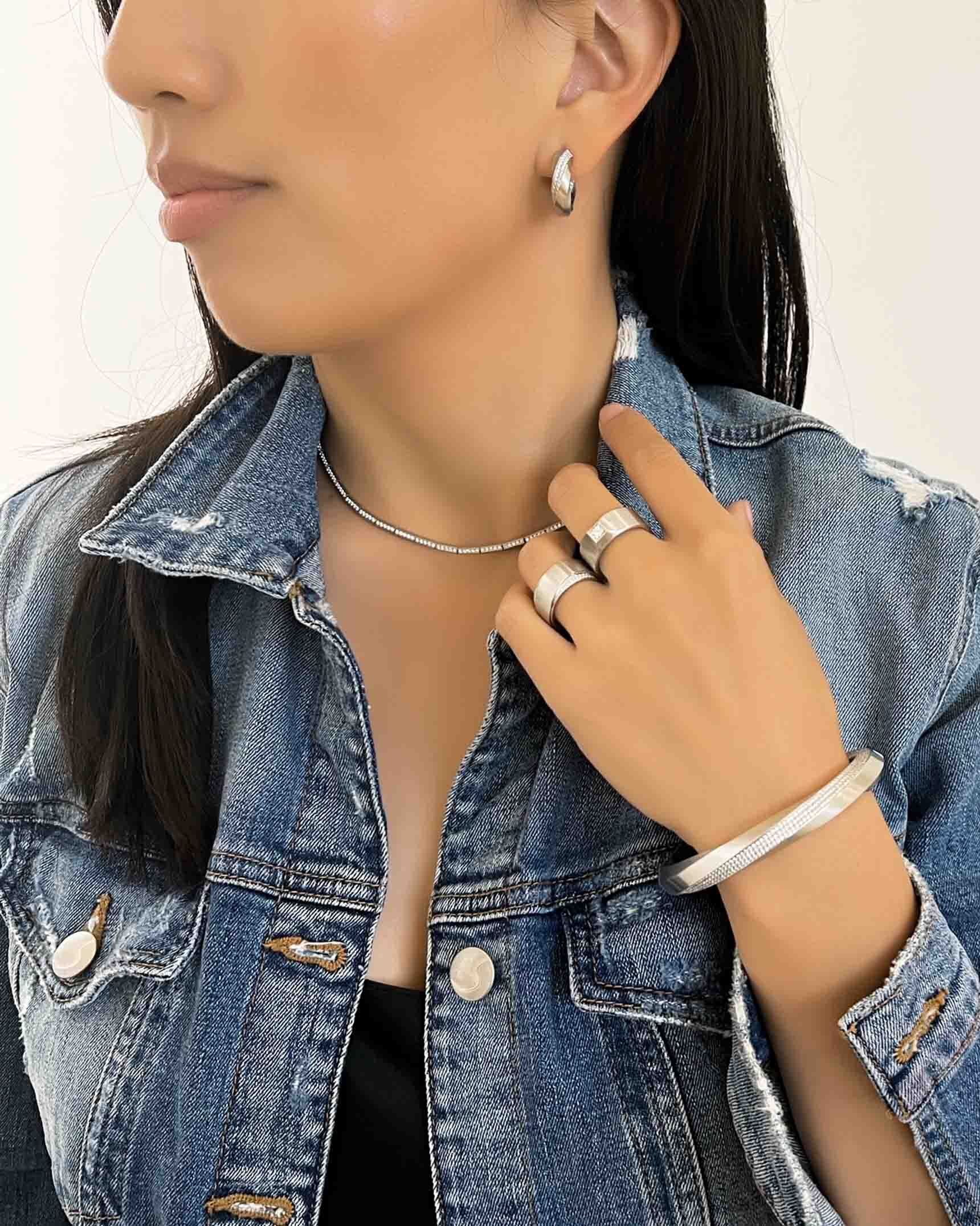 HD Platinum and Diamond Jewelry EDFKK05247 - NDOTK04159 - RWEDD04596 - RWEDD01937 - BDOTK04471