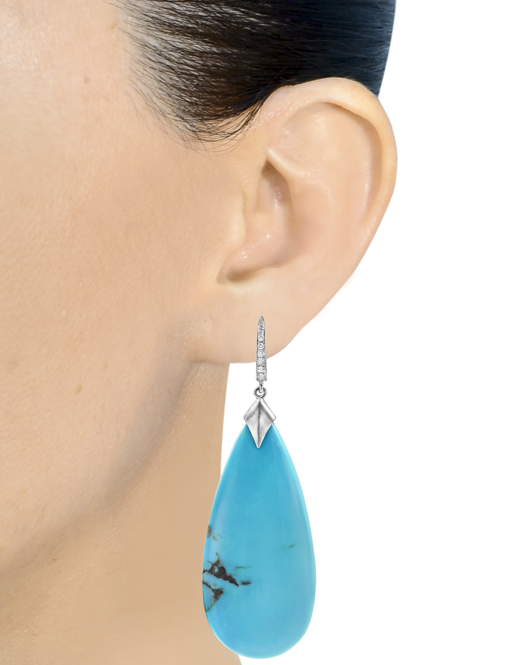 ECDTK02419 on ear