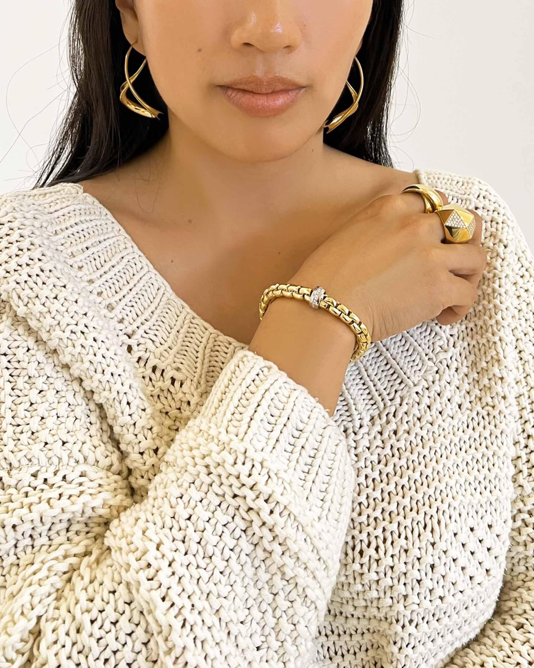 Yellow Gold Earrings_Rings and Bracelet EYG02972 - RFYG00570 - RFDG03338 - BGD00068 (second look)