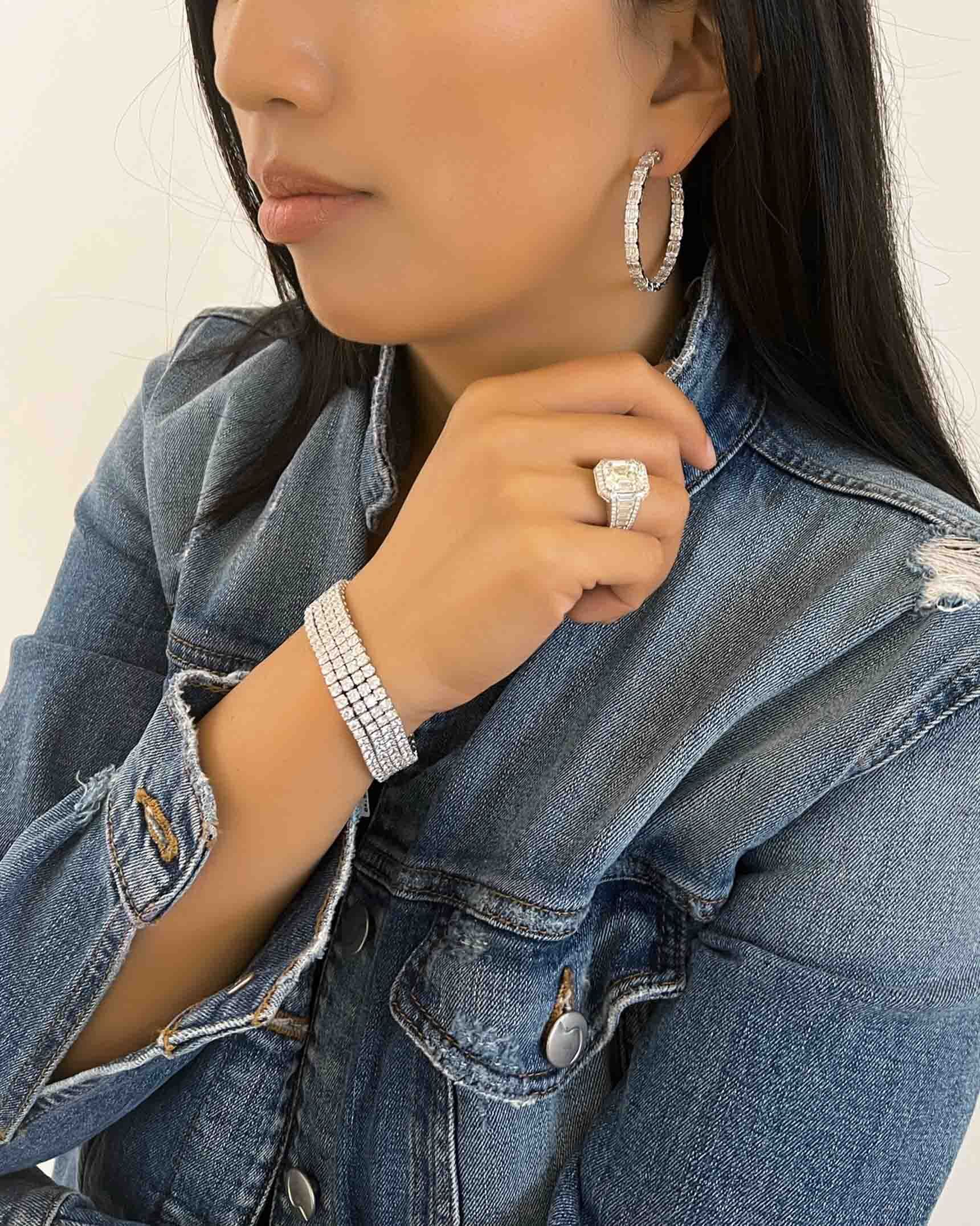 Diamond Bracelet_Ring and Earrings BDOTK04373 - RDCU404970 - EDFKK05005
