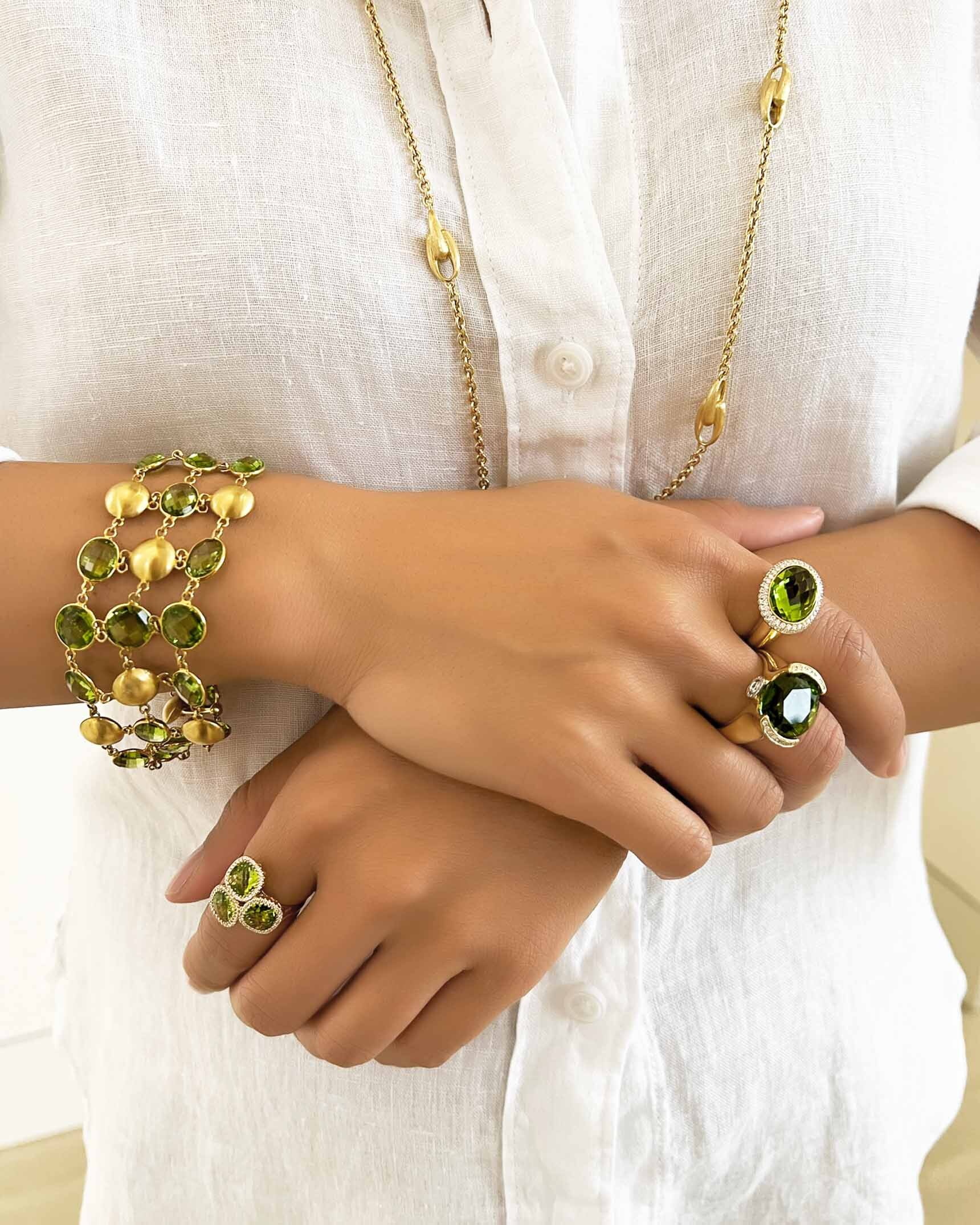 Peridot Bracelet and Rings and Yellow Gold Necklace BCO3K00167 - RCDMS02856 - RCDMS02286 - RFMM00232 - NECKG03481 XX