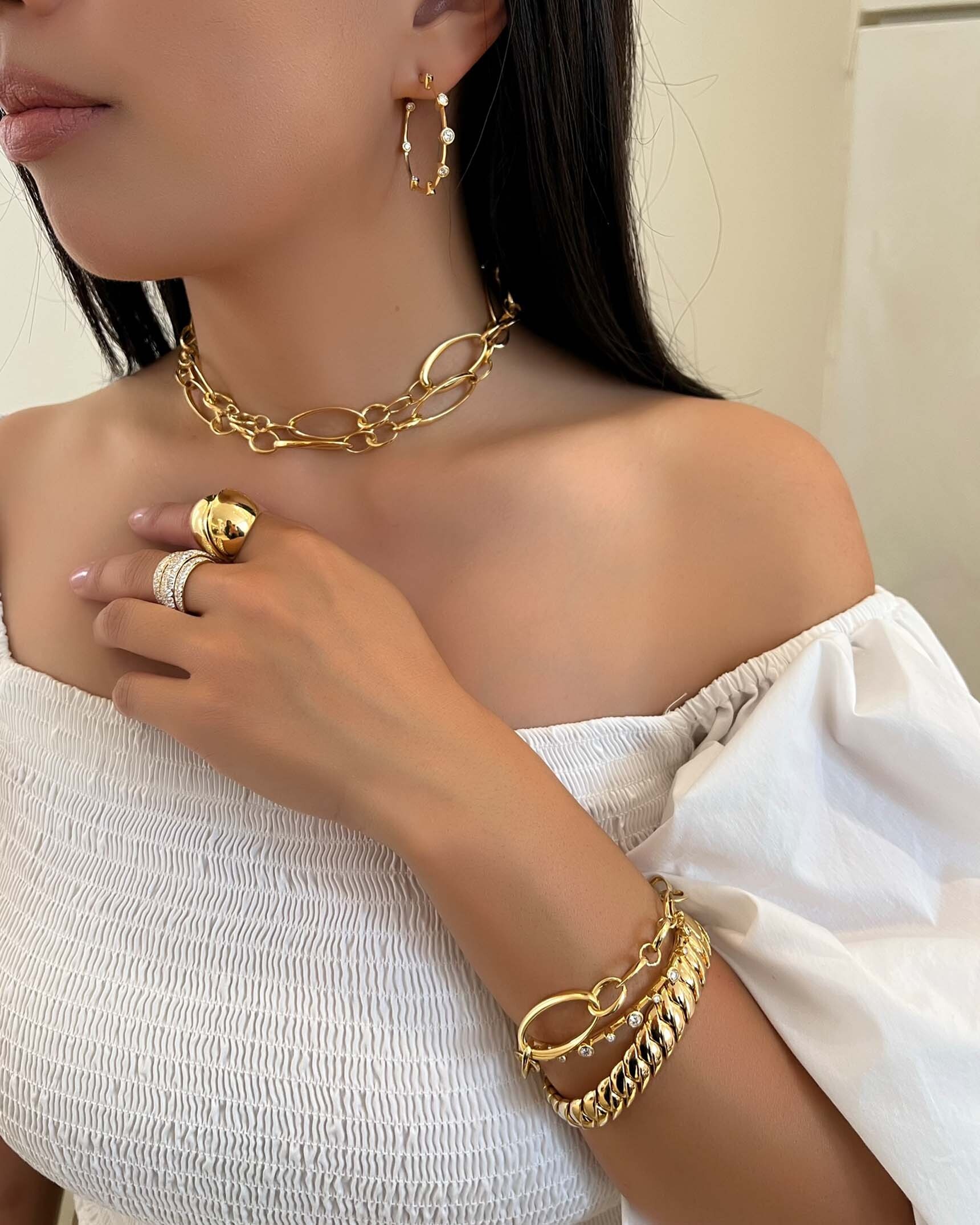 Yellow Gold Necklace_Rings_and Bracelets CHG3000257 - EDFTK04159 - RFYG00562 - RFDG03971 - BGO5K00430 - BDUTK01688 XX