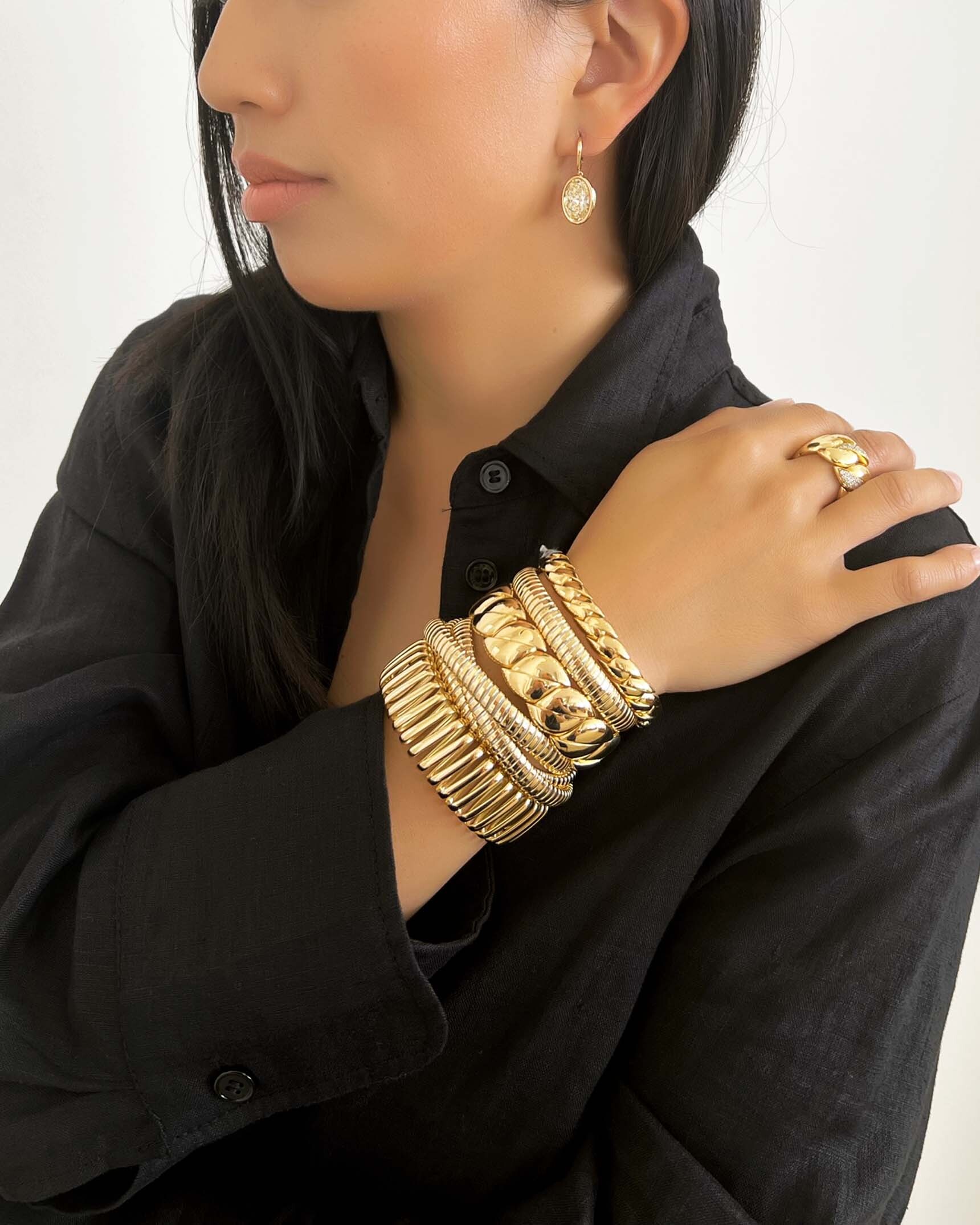 Yellow Gold Bracelets and Ring and Yellow Diamond Earrings BGD00256 - BGO5K00380 - BGO5K00448 - BGO5K00398 - BGO5K00455 - RFDG03711 - EDFKK05808
