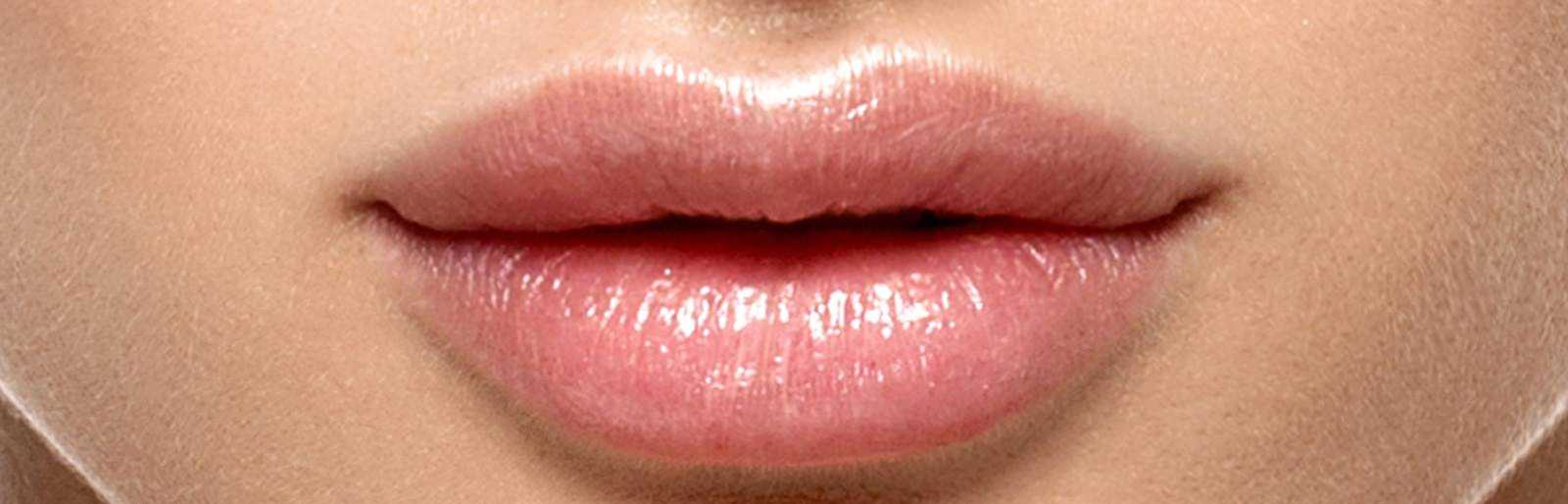 Lippen aufspritzen ohne künstlich auszusehen?