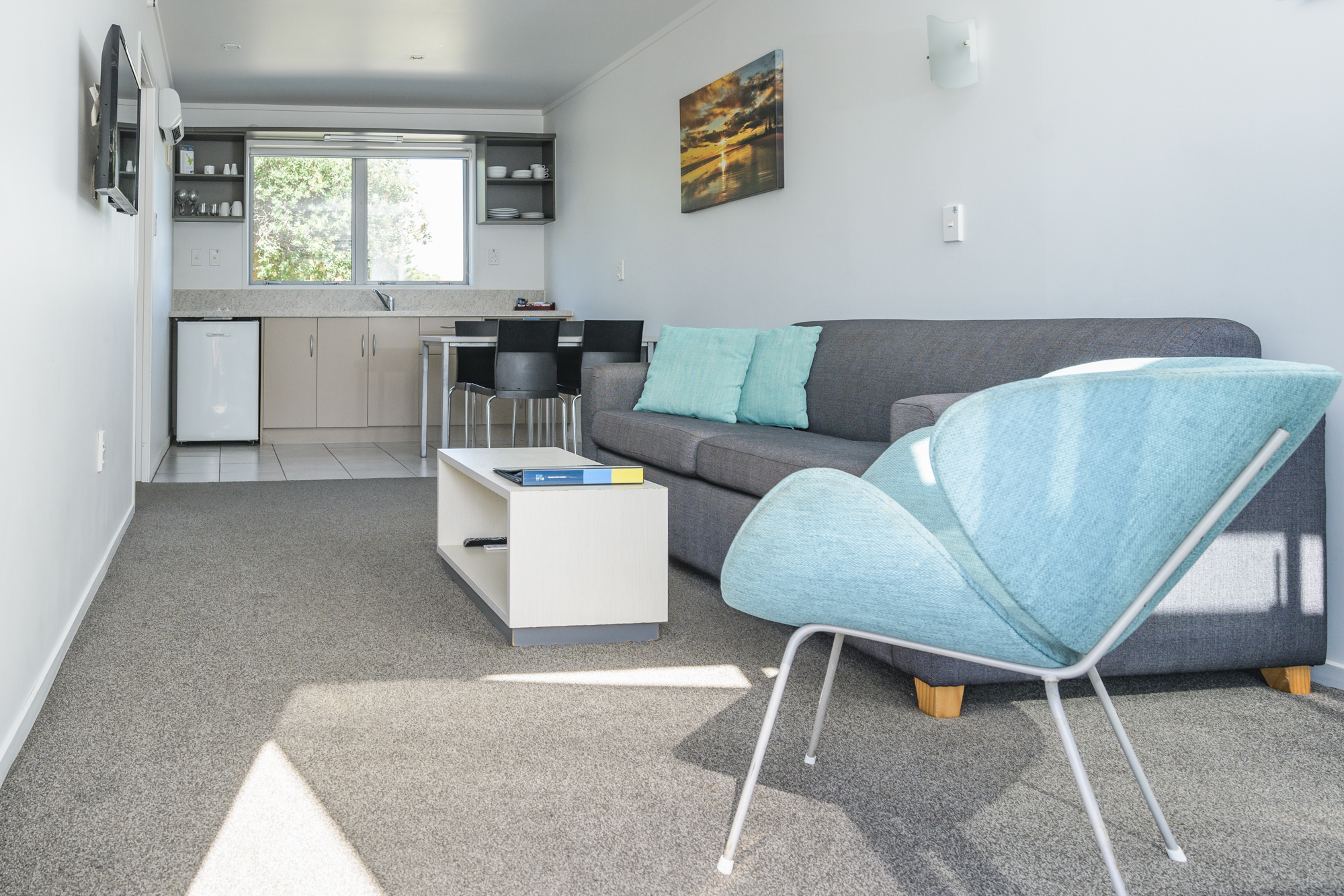 Standard Poolside 1 Bedroom Unit