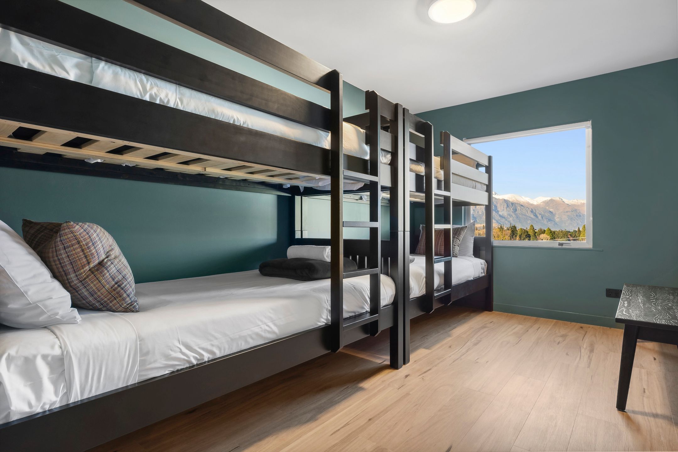 Superior Mountain View 1 Bedroom Unit
