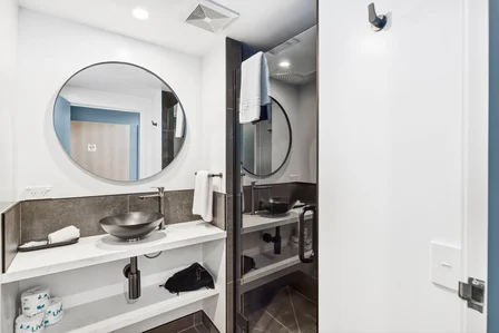 Superior Mountain View Studio - Sleeps 4