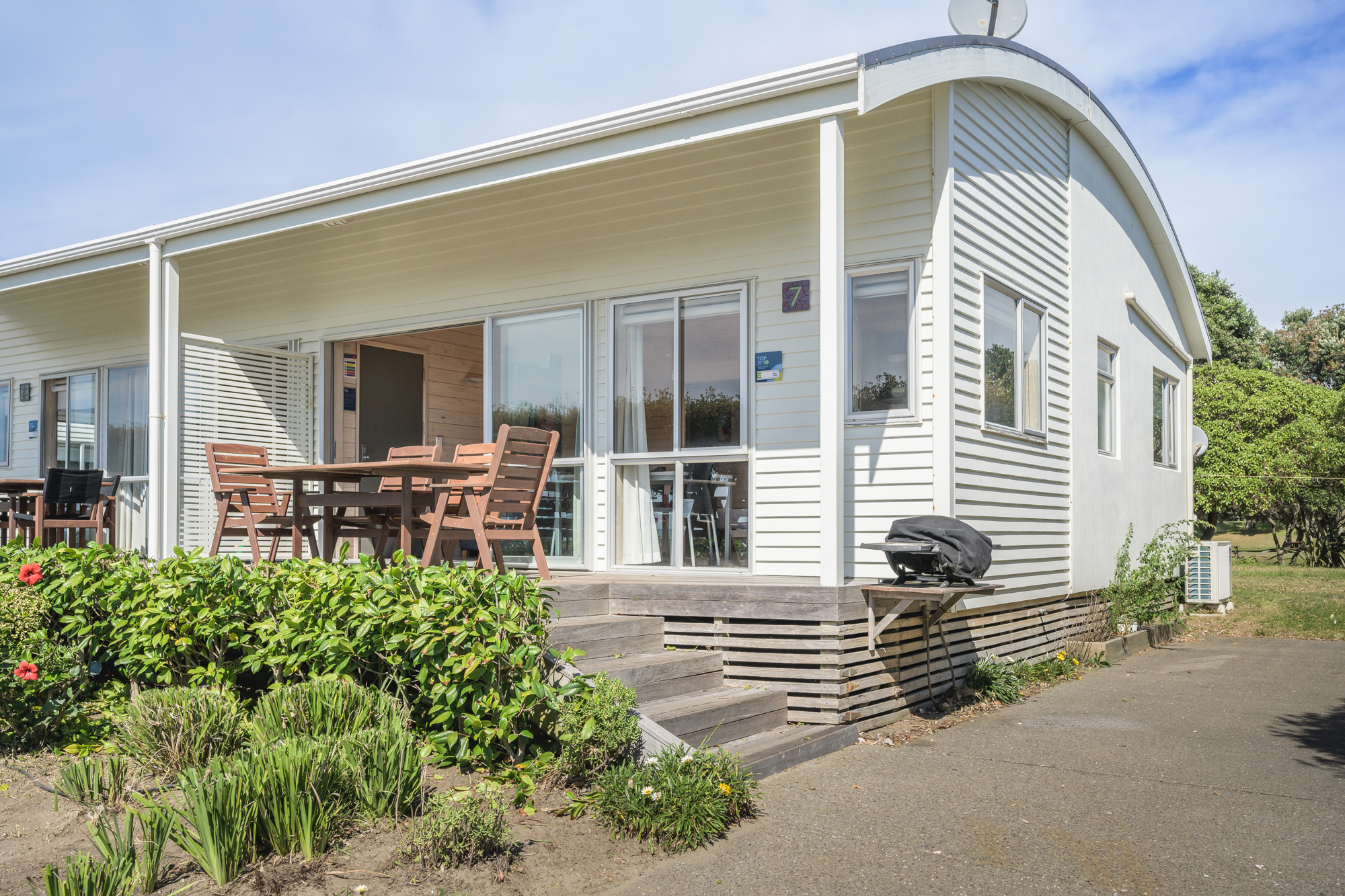 Superior Ocean View 1 Bedroom Villa