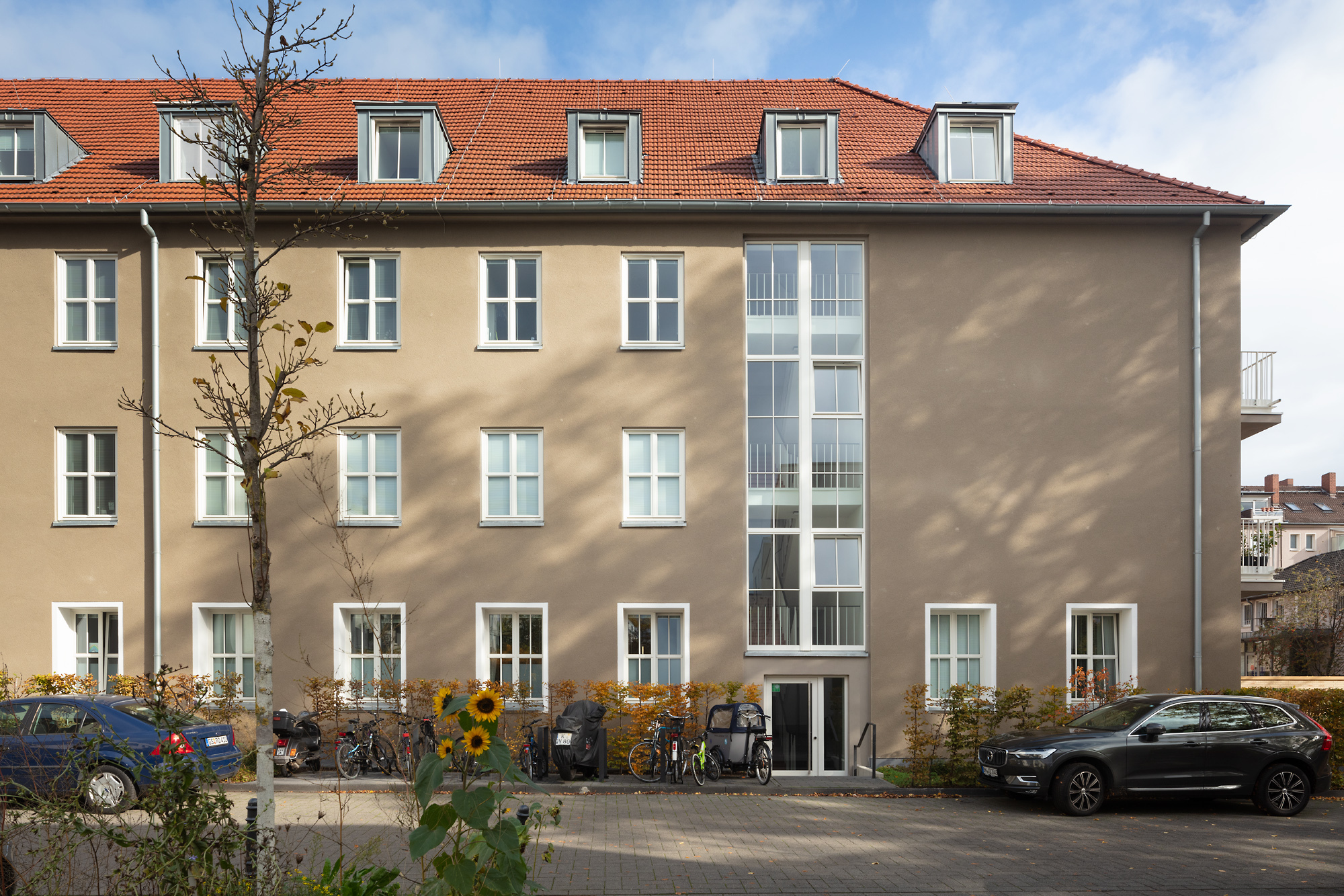 Anton Antweiler Str Front