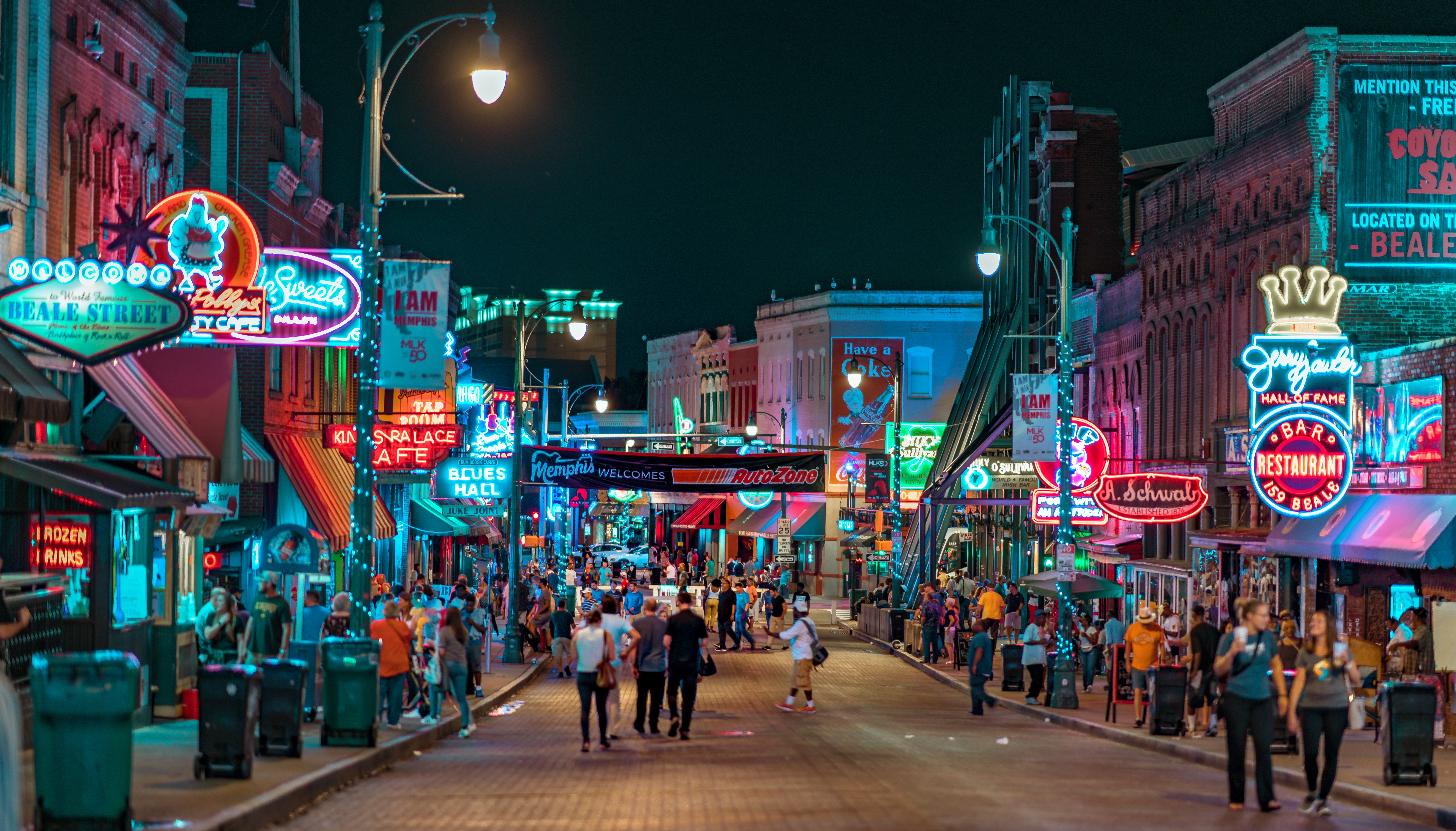 Memphis downtown avond