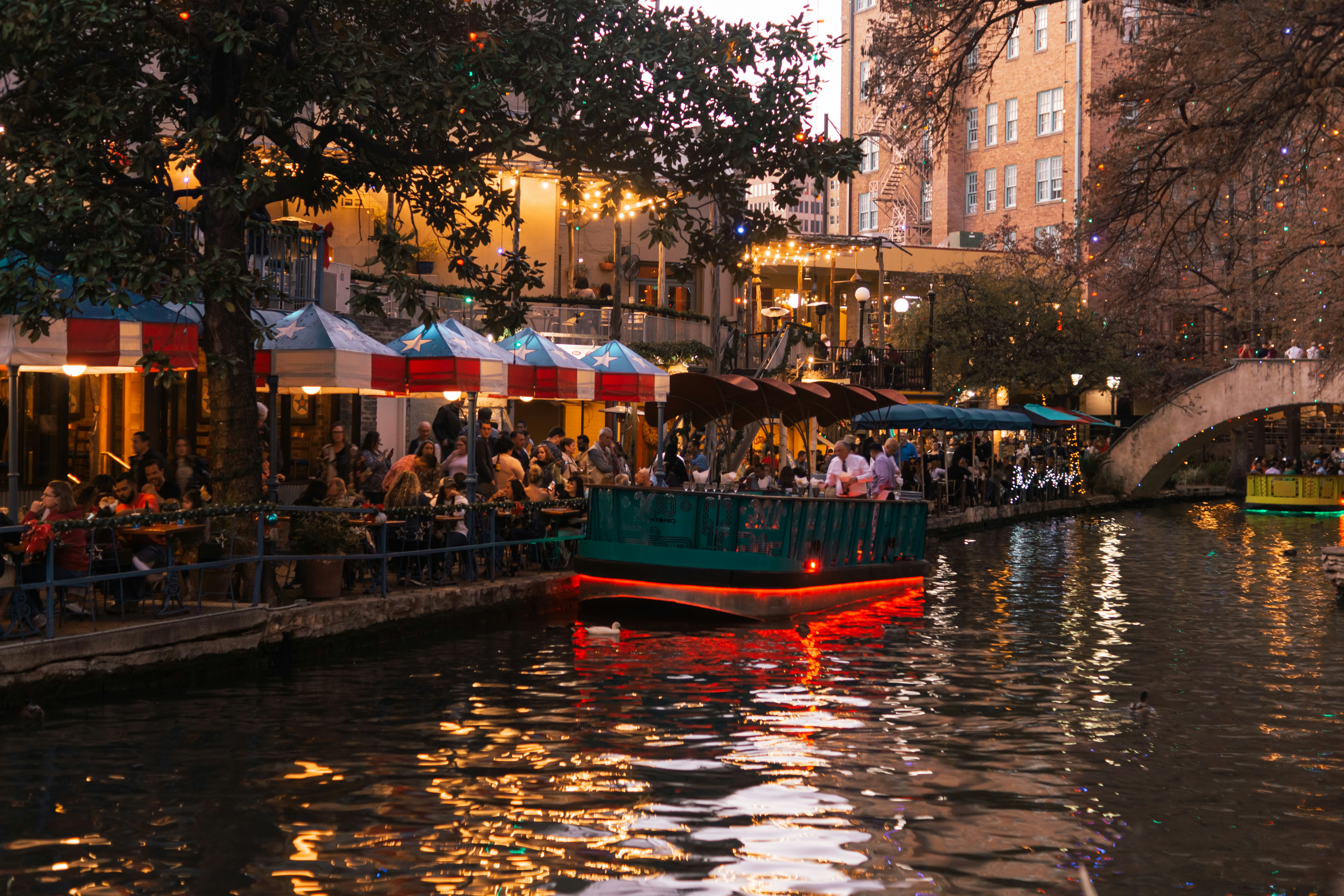 San antonio riverwalk avond