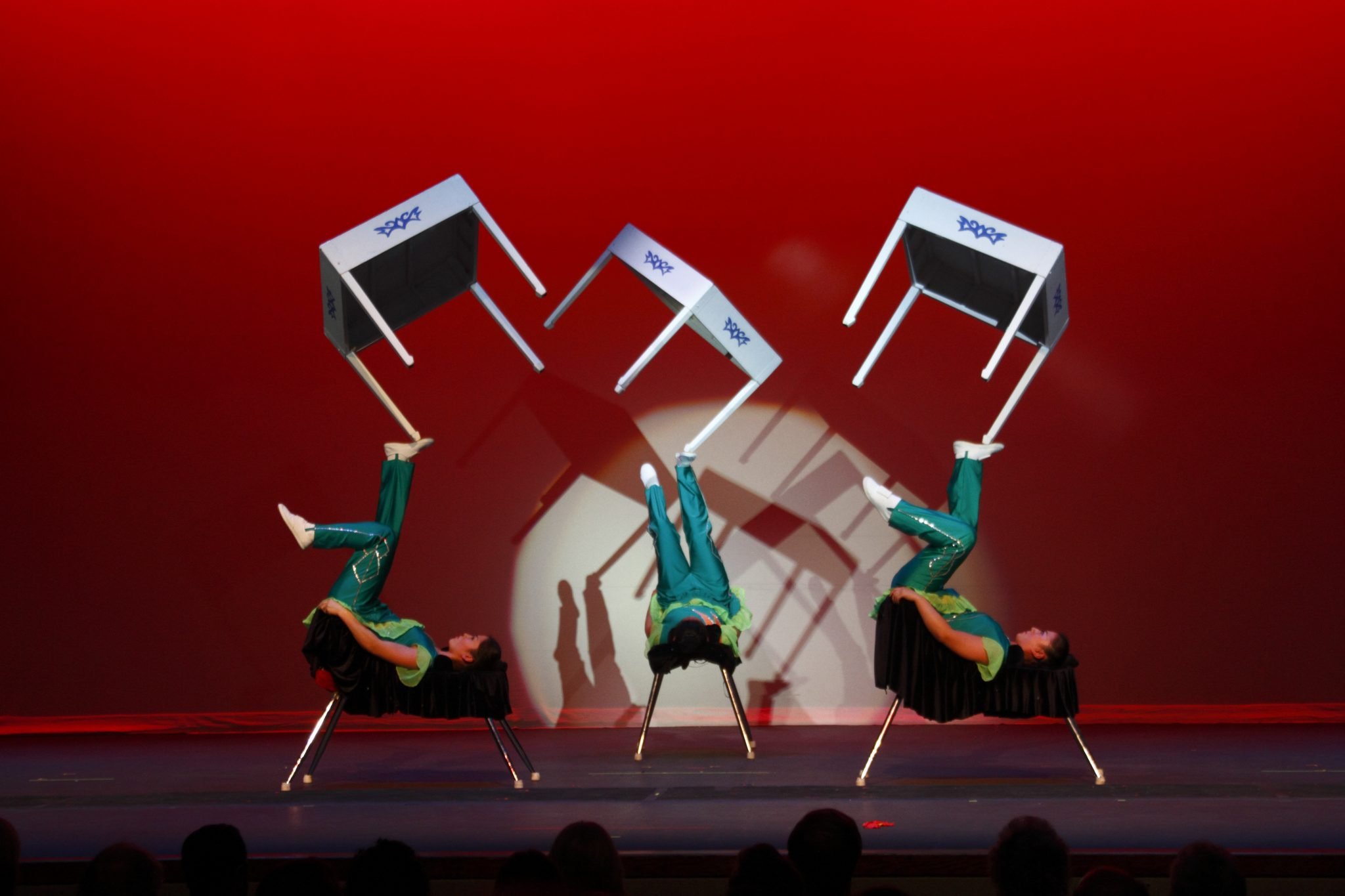 008 11 392 2048x1365