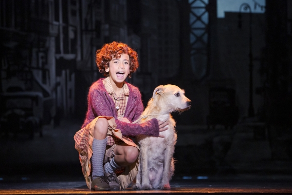 Visesia Fakatoufifita Alternates The Title Role In Annie At The 5Th Avenue Theatre   Photo Credit Tracy Martin 600X400