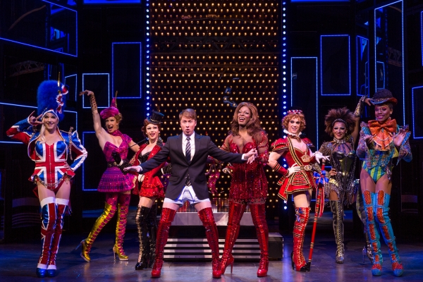 Photo4 Kinkybootstour Photobymatthewmurphy 600X401