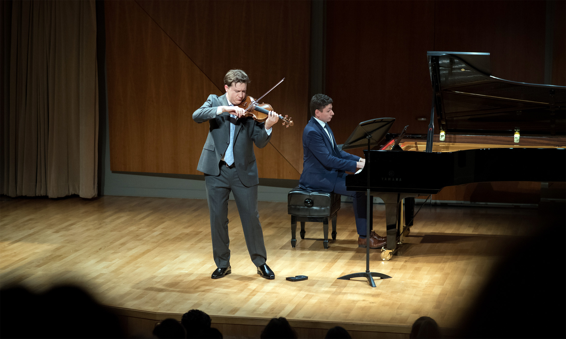 001 25 26 Recovered Voices Adam and Dominic RV Ei H102623 A Mahler7507 1