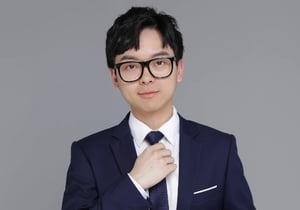 570x400 Junwens Headshot