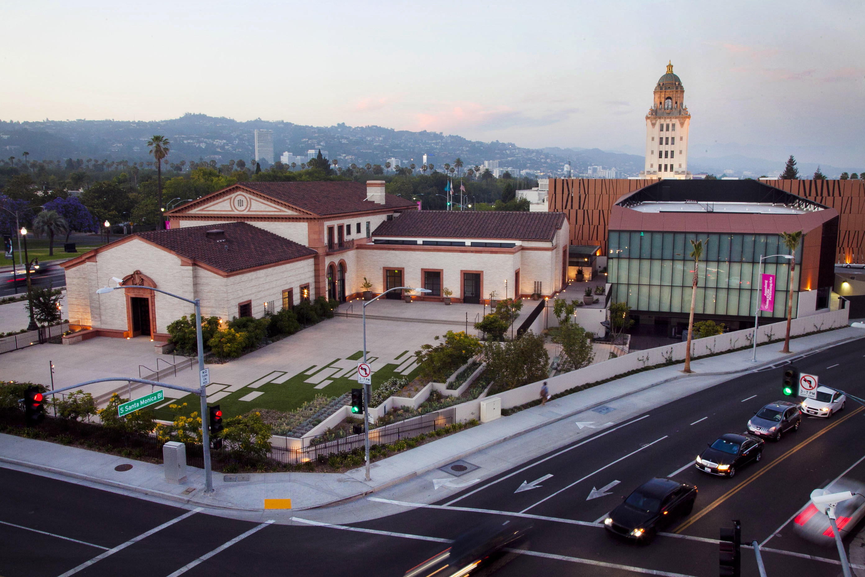 Org img 1594840422 L Wallis Exterior Campus Dusk BHCVB Brandon Wise