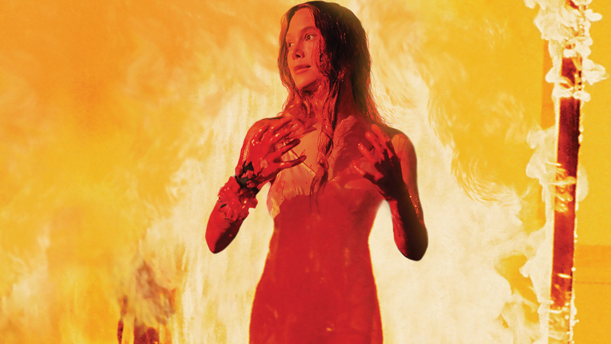 Carrie 1600 1200x675