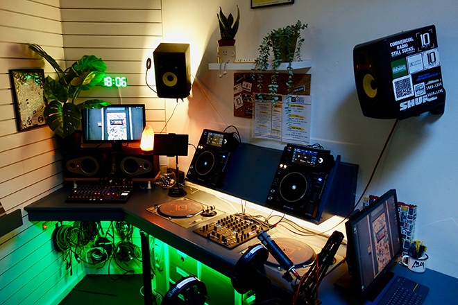 Bristol’s 1020 Radio to cease broadcasting this month