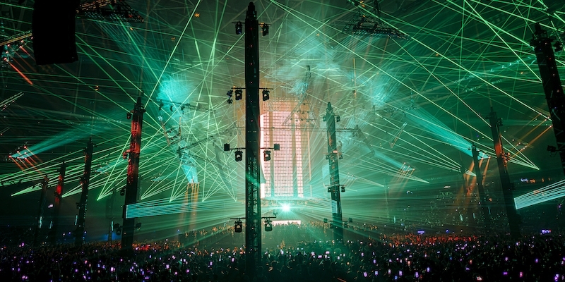 Verknipt bije rekord Guinnessa w kategorii „największy na świecie pokaz laserowy”