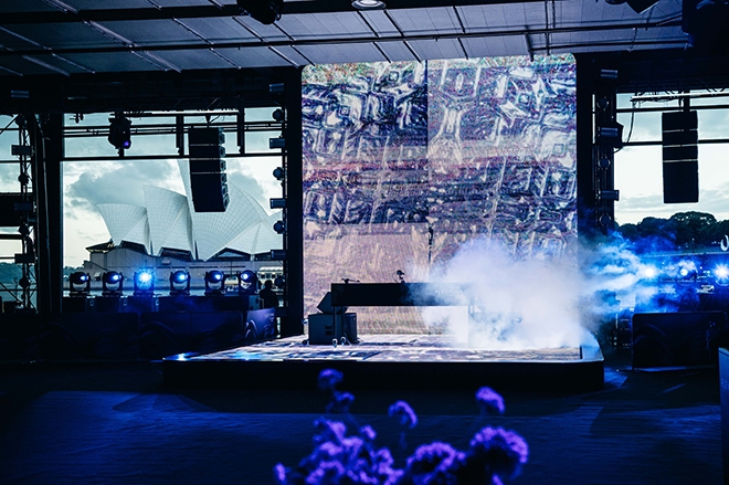 Watch an exclusive stream from Samsung Galaxy's Flextival