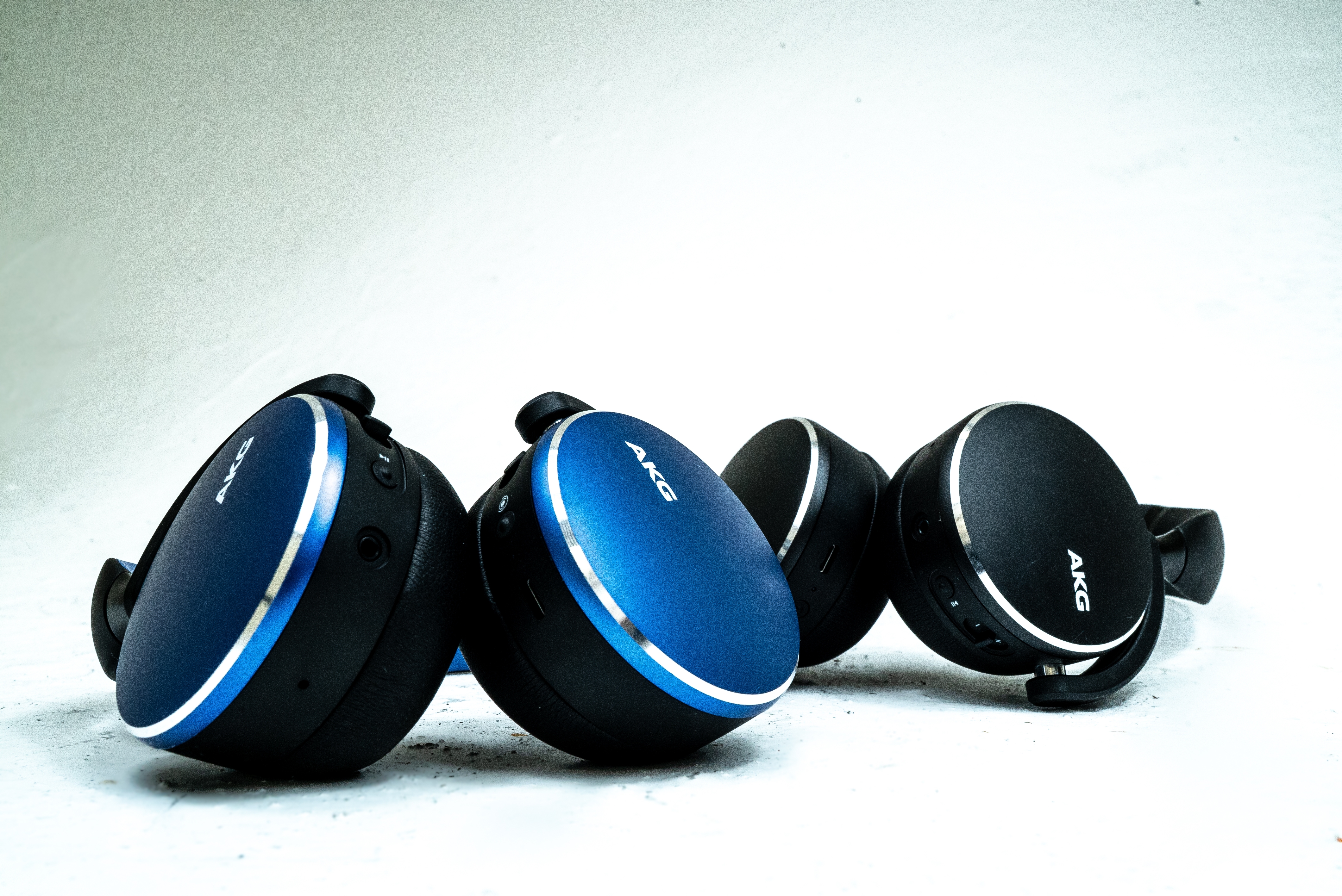 Tracks that match AKG’s new headphones with pure studio sound