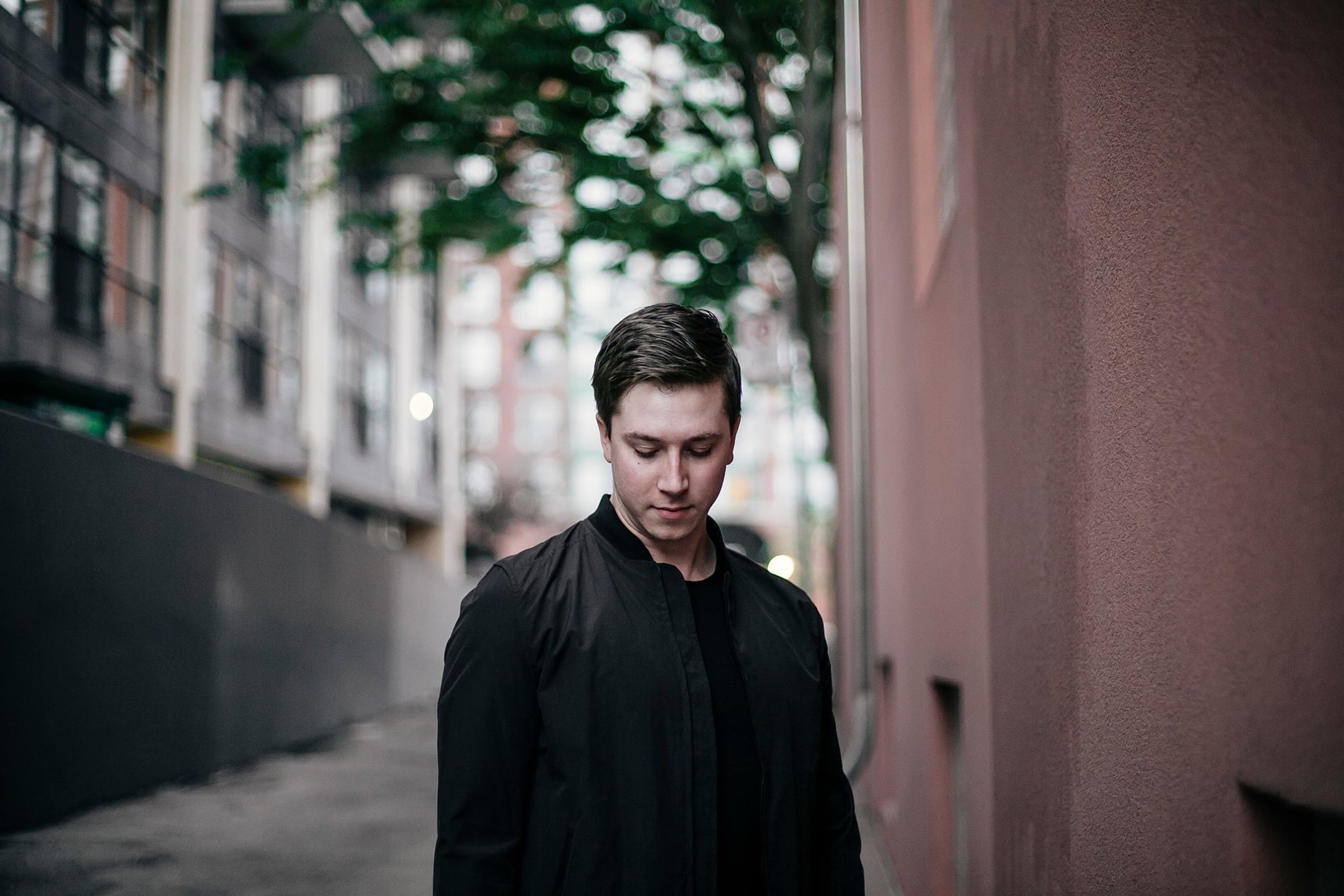 ATTLAS shows his 'Colors' in new video