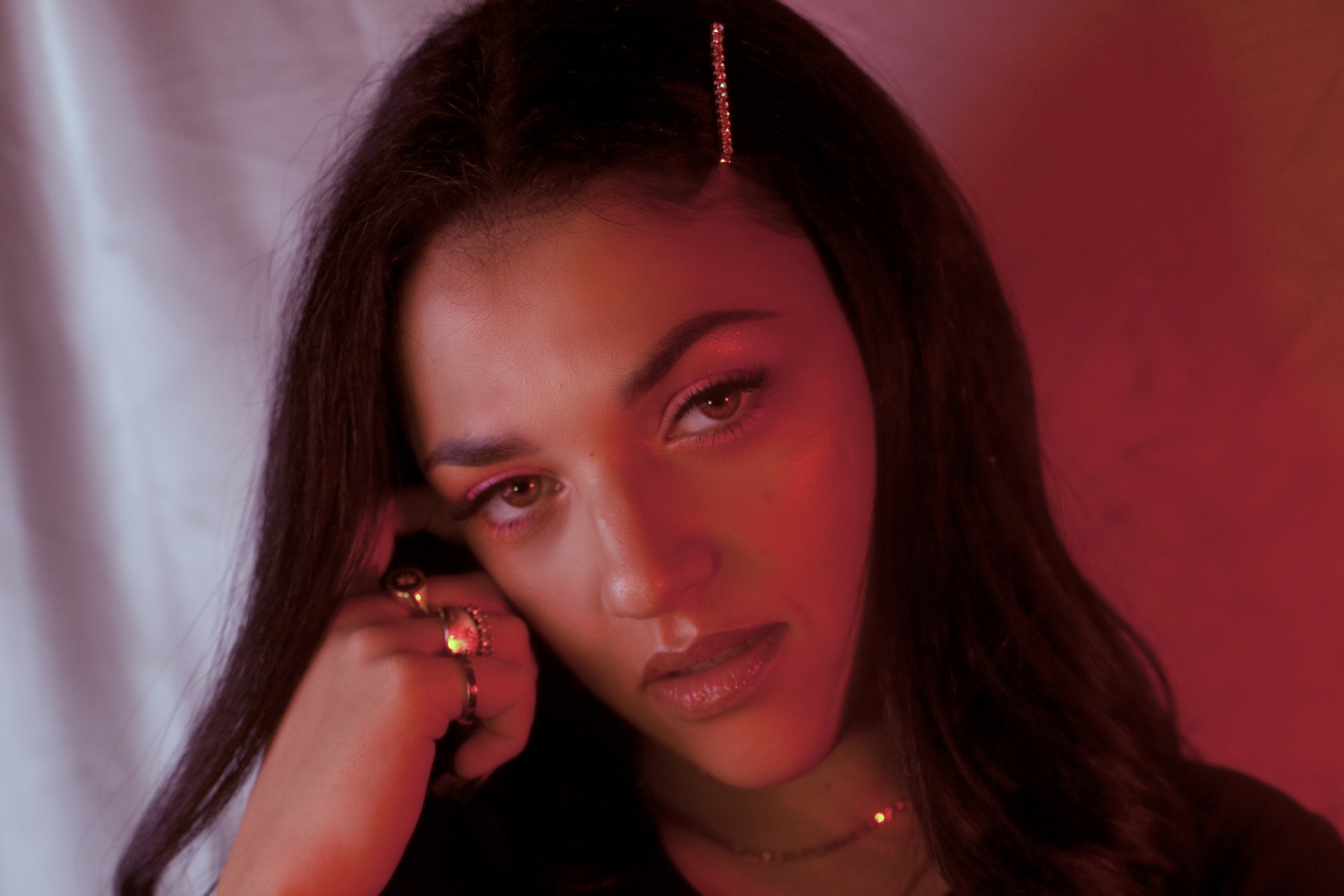 ​Amy Becker to debut live A/V show at The Pickle Factory
