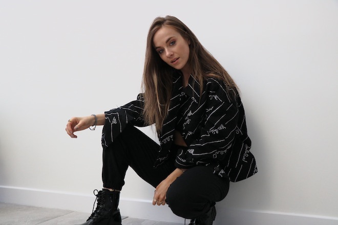 AmyElle wants you to 'Feel The Heat' on newest single