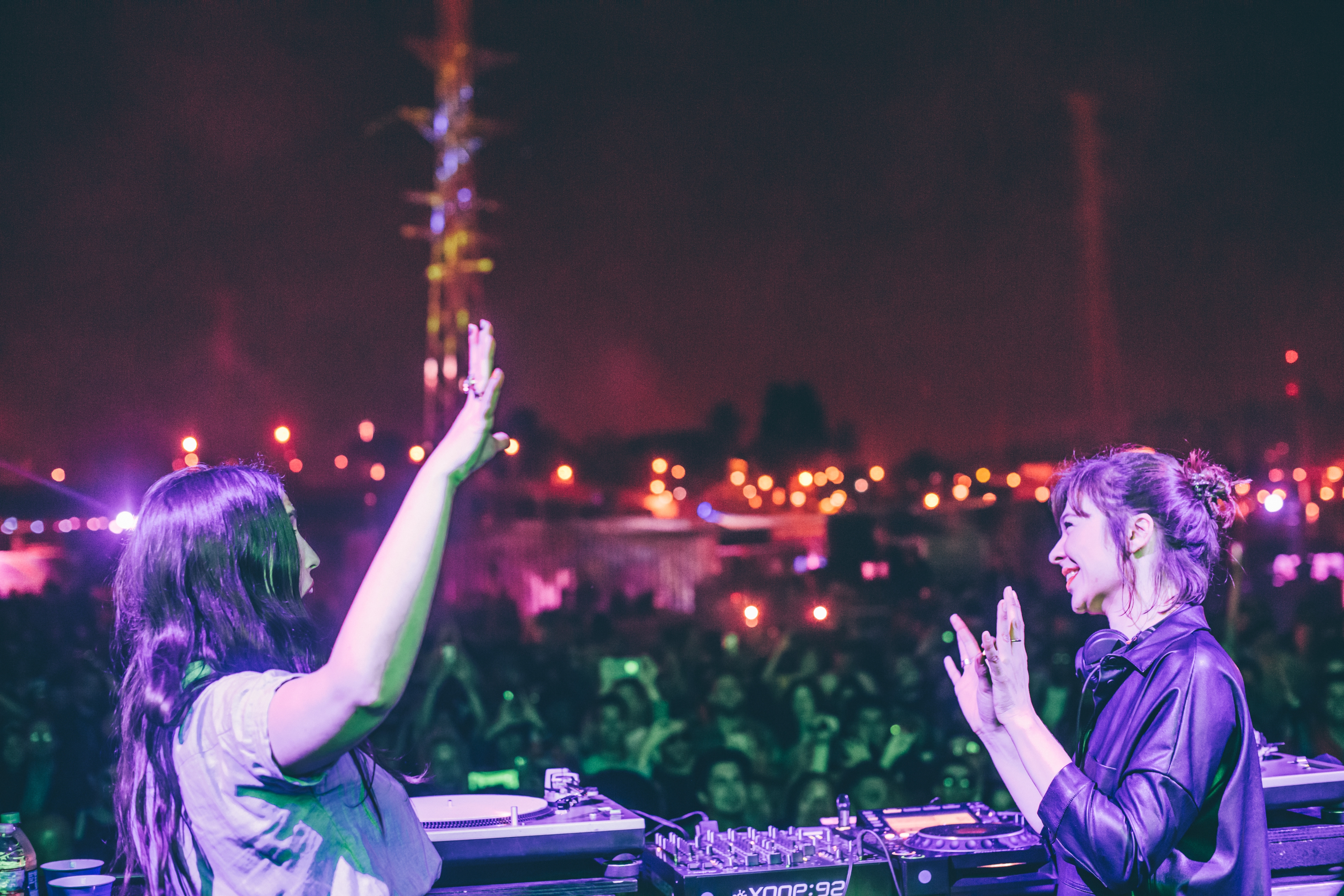 Listen to Nina Kraviz and Helena Hauff play back-to-back in LA