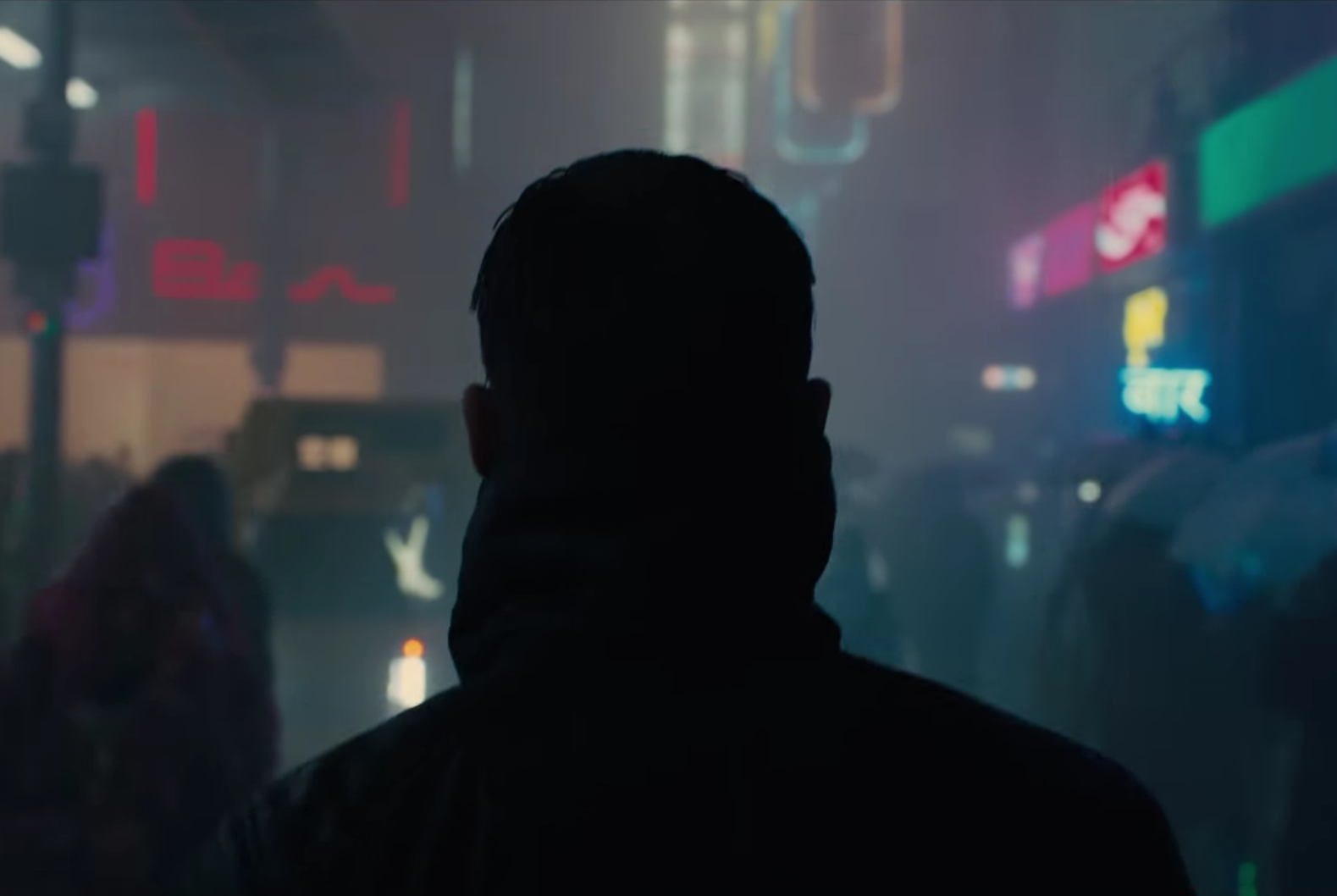 The trailer for Blade Runner 2049 is here