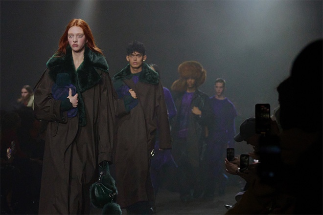 Burial soundtracks Burberry Autumn/Winter 2023 show at London Fashion Week