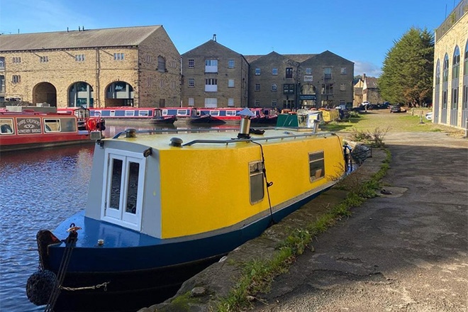​Canal boat record store Rubber Ducky Records is back afloat