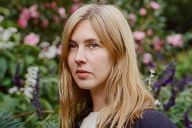 Carla dal Forno reveals her third album, 'Come Around'