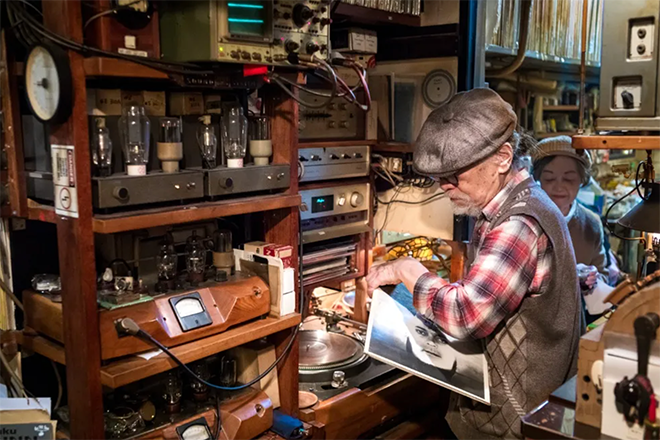 Documentary series charting 100 years of Japan's listening bar culture premieres in London