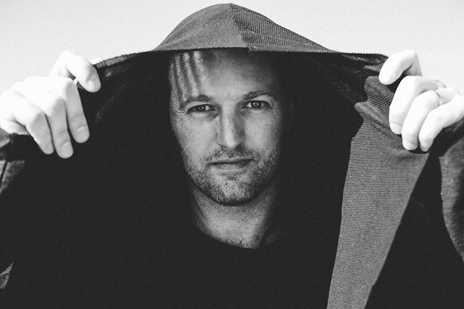 Craig Williams remixes Mixhell and Joe Goddard's 'Strong and Wrong' right
