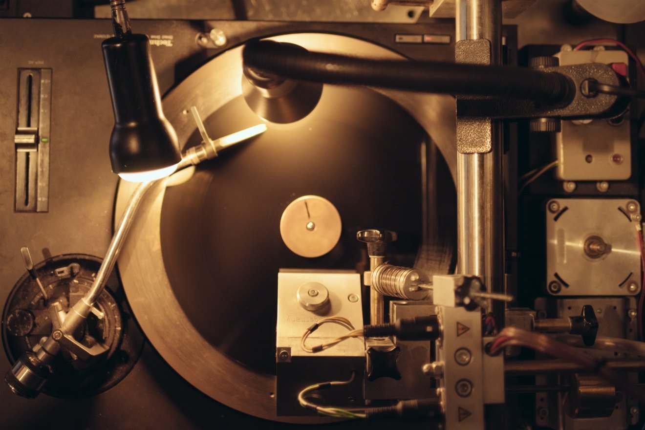 Australia to get first modern vinyl pressing plant in 30 years