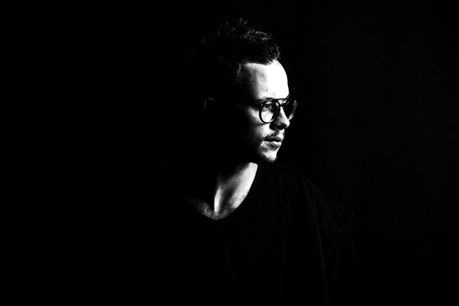 Premiere: DEAS dives into relentless rolling techno on 'Memory Scan'