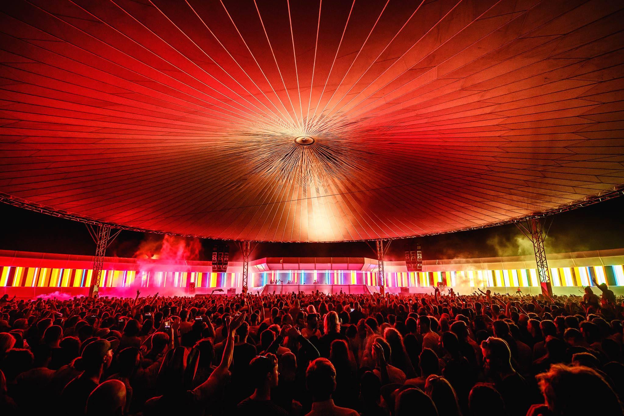 Spotify playlist: 100 brilliant bangers played at Dekmantel 2018