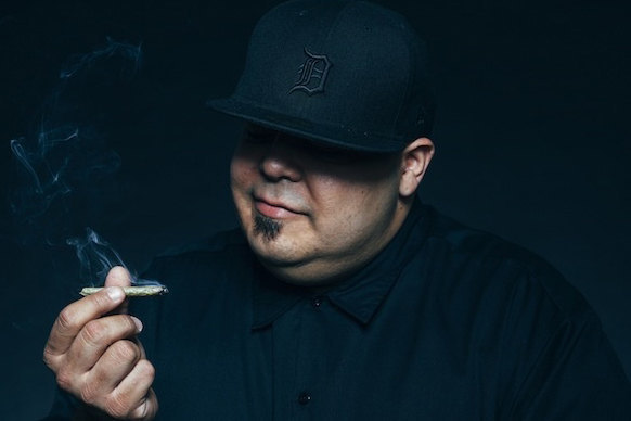 DJ Sneak