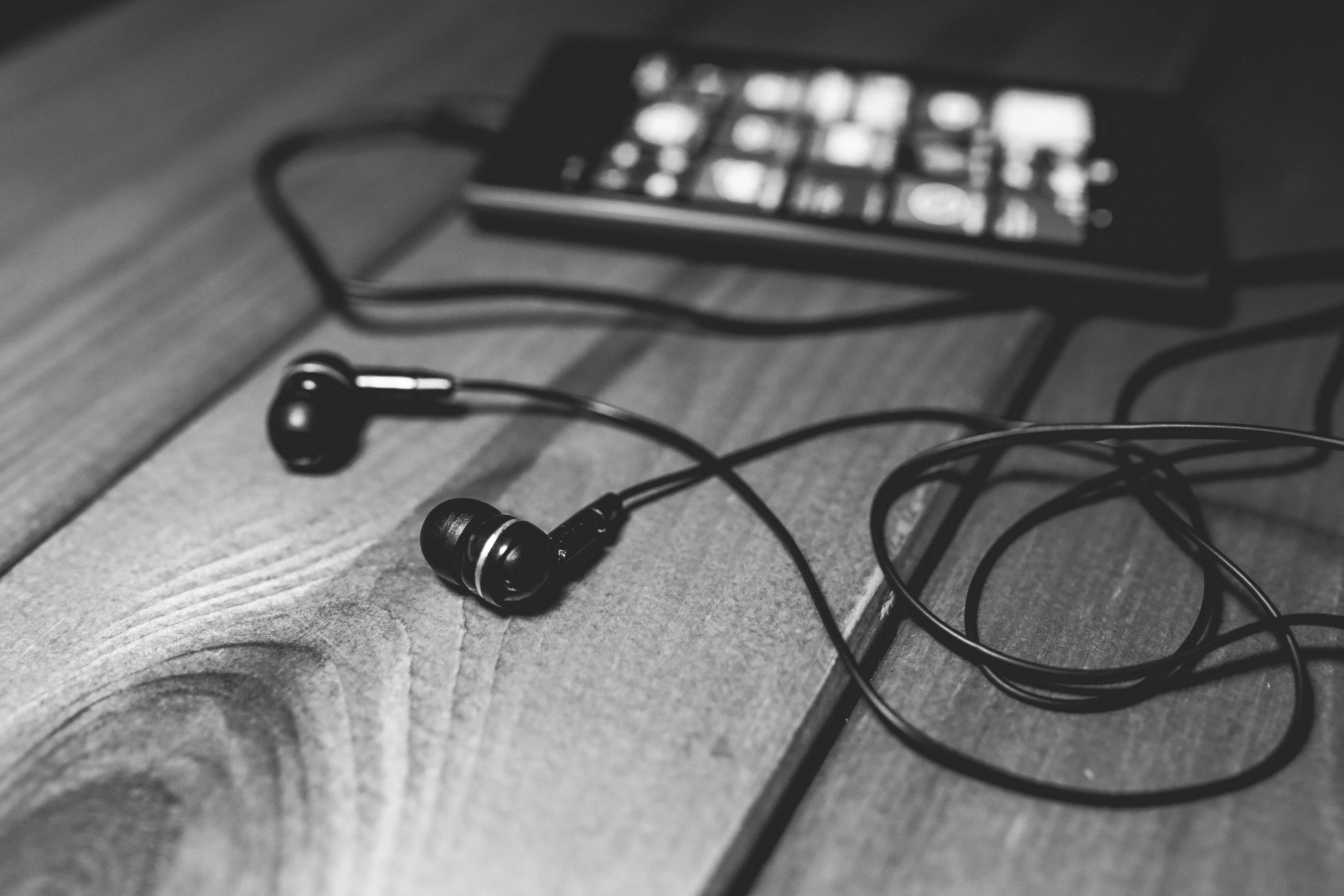 Music speeds up recovery of patients after surgery, new study suggests