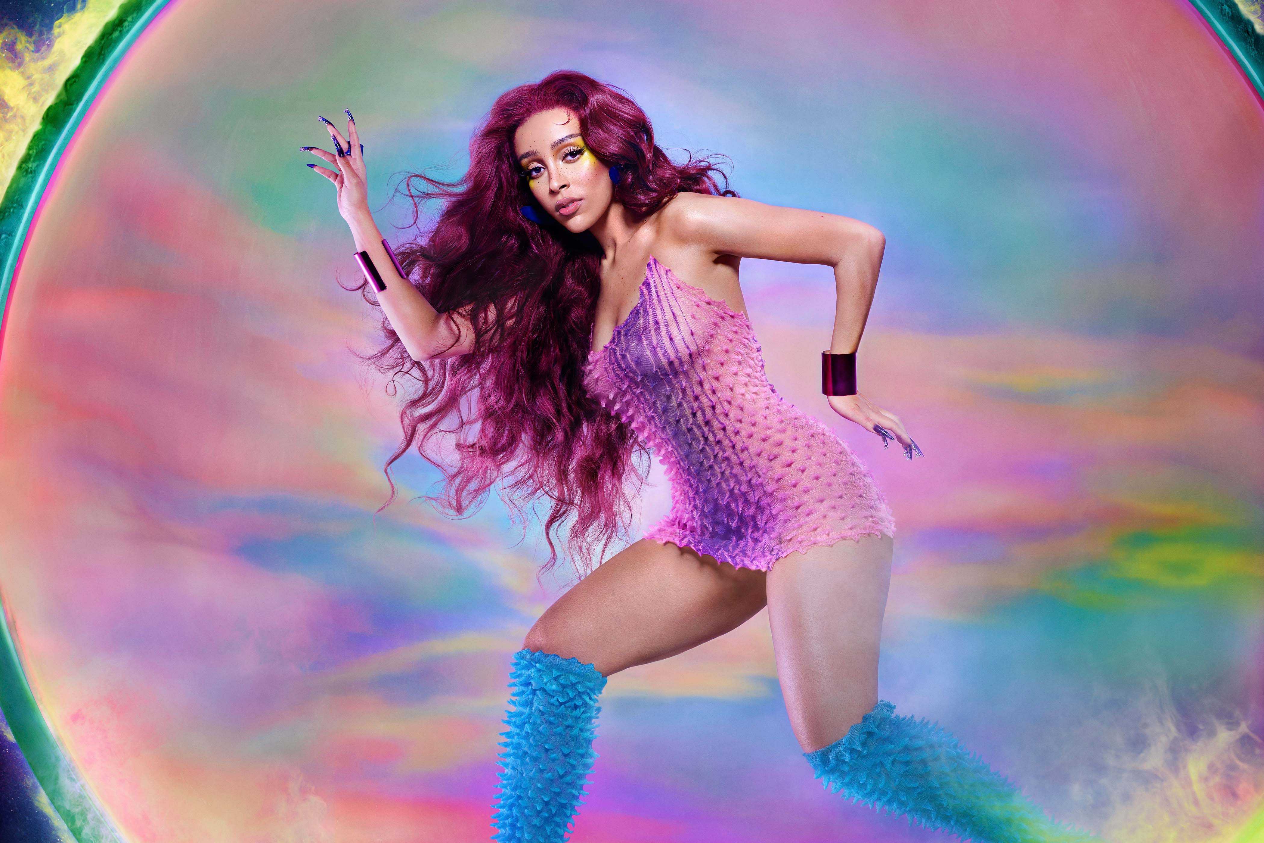 ​Doja Cat fan attempts to skip concert queue with bomb threat