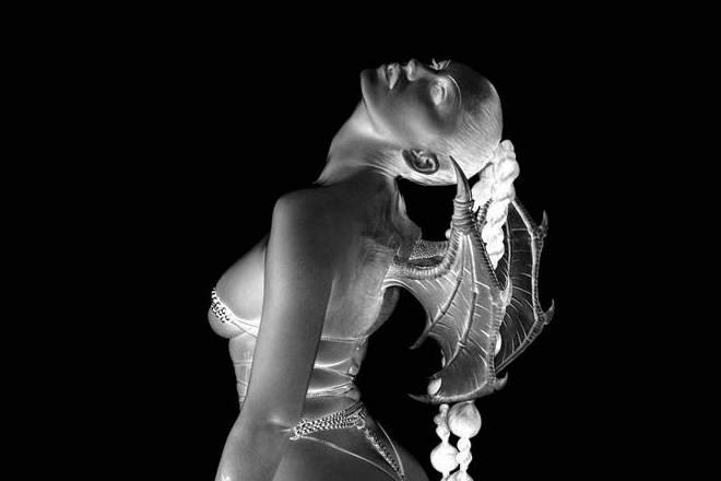 Eartheater looks 'Below The Clavicle' on her new single and hints at a new album