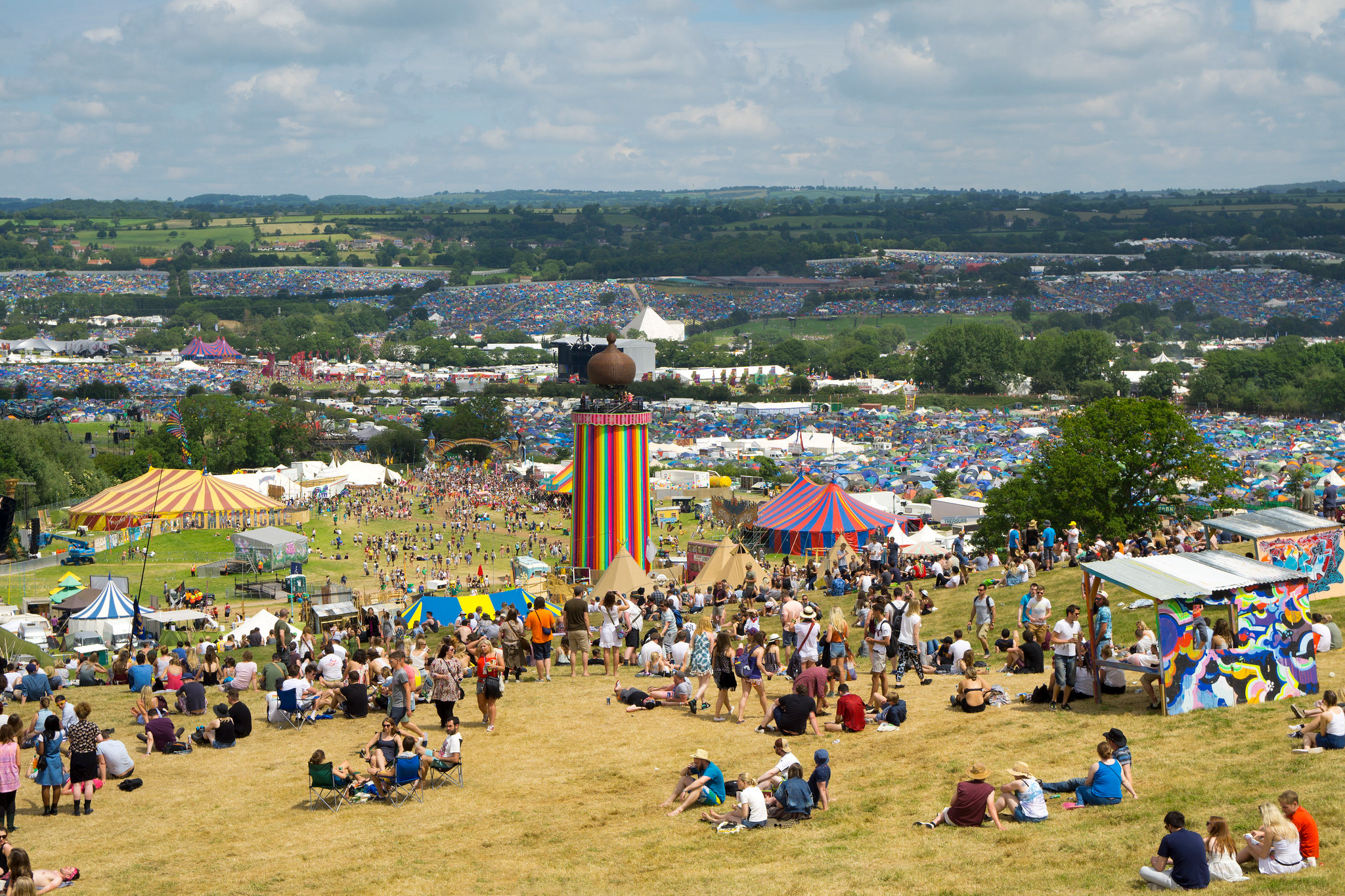Glastonbury attendees urged to get MMR jab following measles warning